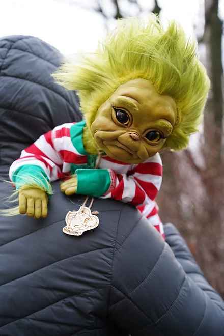 Clay™ | Baby Grinch legetøj