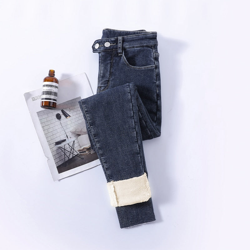 Jovy™ I Velvet Fleece Jeans