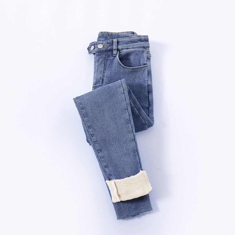 Jovy™ I Velvet Fleece Jeans