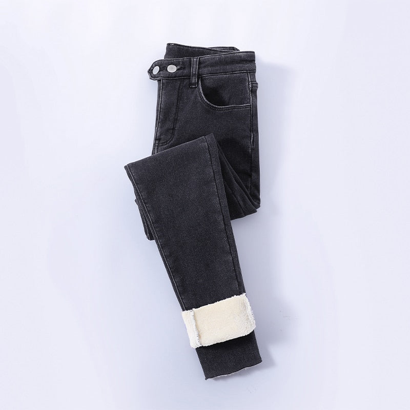 Jovy™ I Velvet Fleece Jeans